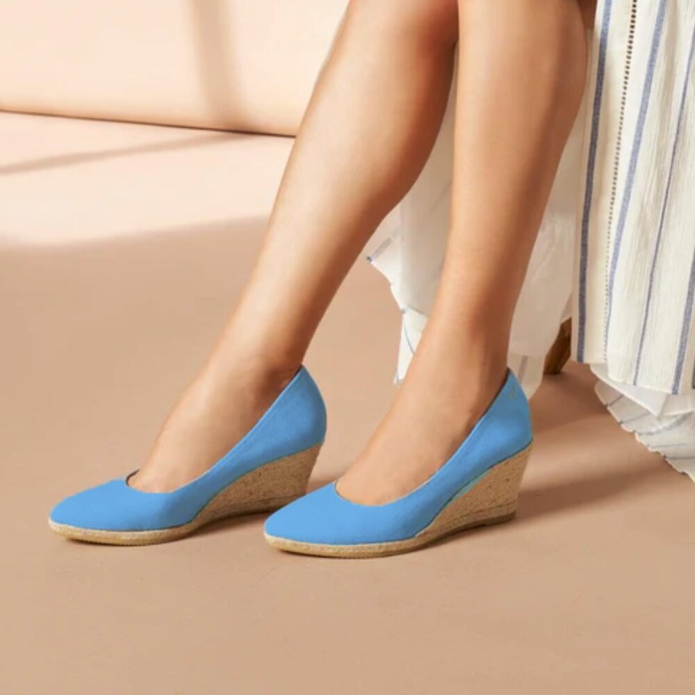 NEW Viscata Roses Limited Edition Canvas V Cut Espadrille Wedges Size EU 39